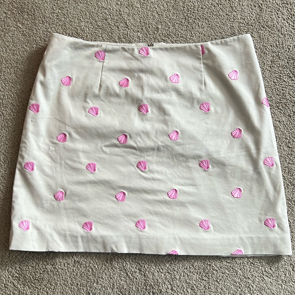 Lilly Pulitzer skirt khaki tan and pink embroidered seashells